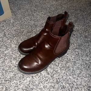 Eastland brown boots!